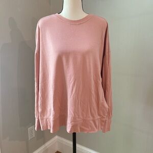 Womens Sweaty Betty lightweight layering work out sweatshirt split hem blush